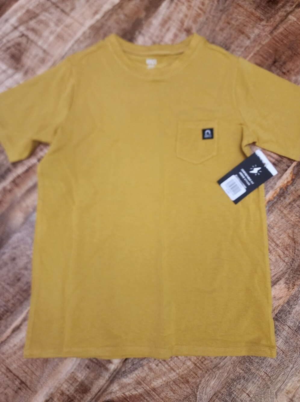 Rags To Raches 9/10 RAD TEES - Picture 3 of 4